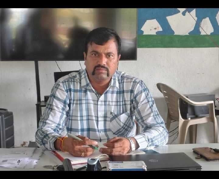 ఆరుతడి పంటలు సాగు చేయాలి: ఏవో - Udayam