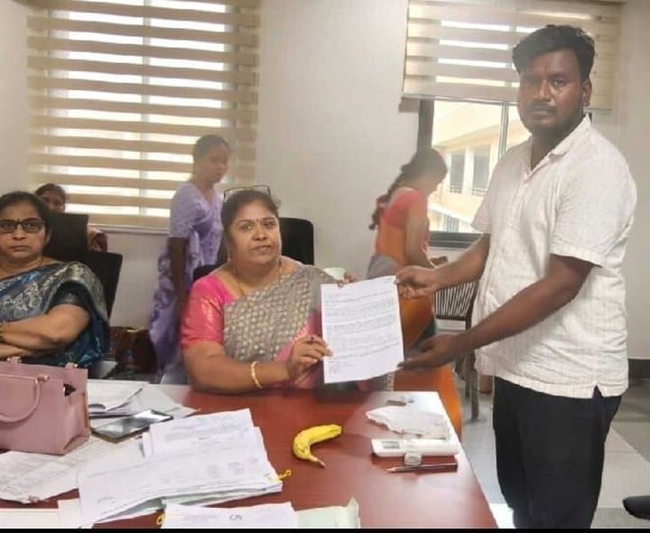 గురుకులాల కొనుగోళ్లపై సమగ్ర విచారణకు డిమాండ్ - Udayam
