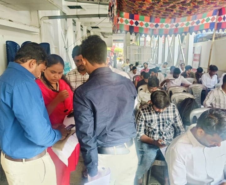 ఈ నెల 11న తిరువూరులో జాబ్ మేళా - Udayam