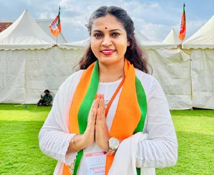 BJYM జాతీయ ఉపాధ్యక్షురాలిగా కోమలి నాయక్ - Udayam