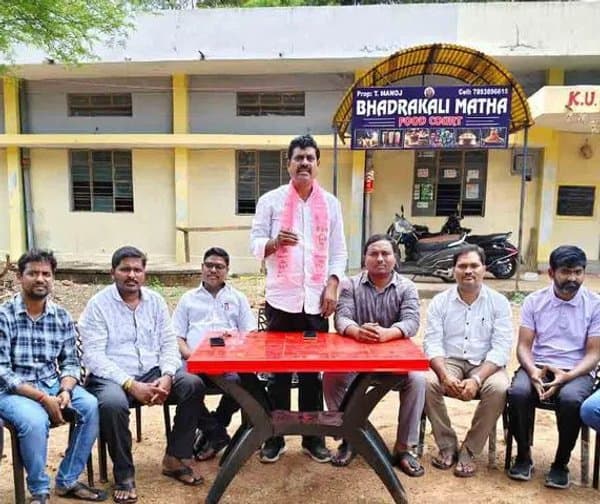కేయూలో బీఆర్ఎస్వీ ఆధ్వర్యంలో సేవా కార్యక్రమాలు - Udayam Digital