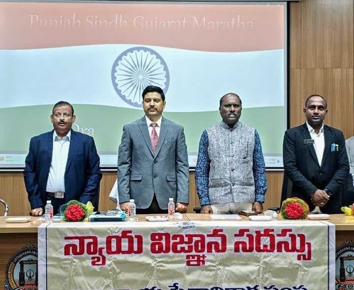 డిజిటల్ యుగంలో అప్రమత్తత అవసరం: వీసీ - Udayam