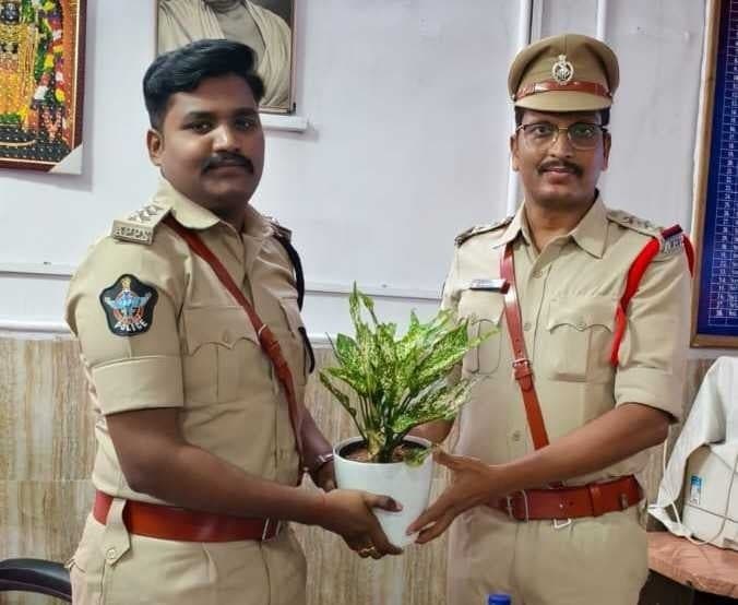 విశాఖ రైల్వే డీఎస్పీగా కె.ప్రమోద్ బాధ్యతలు - Udayam