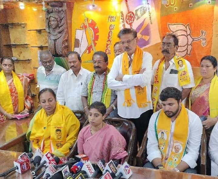 గుంటూరు అభివృద్ధిపై ఎమ్మెల్యే కీలక ప్రకటన - Udayam