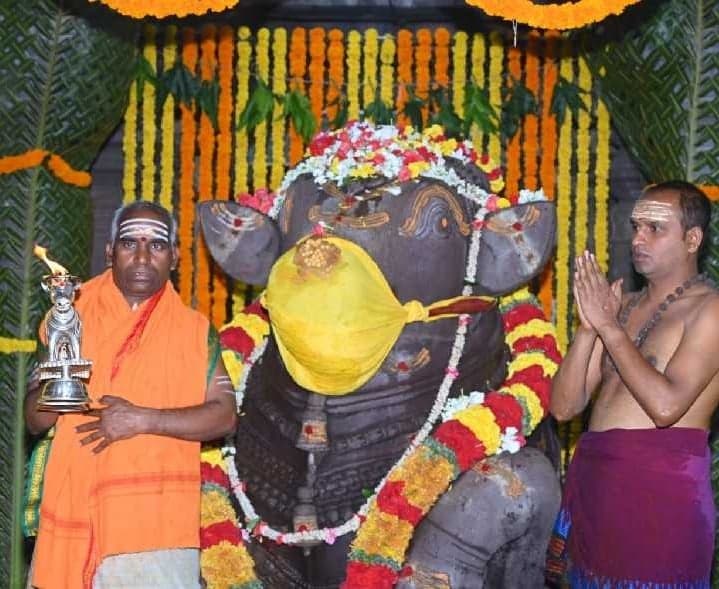 శ్రీశైలం నందీశ్వరుడికి పూజలు - Udayam