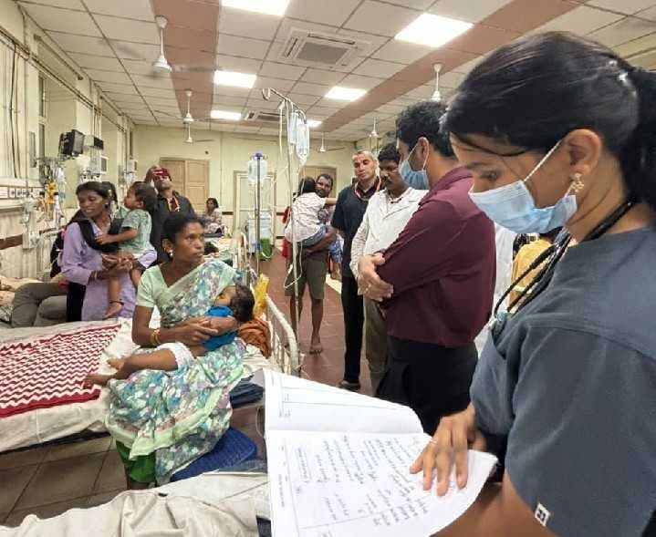 కేజీహెచ్లో గిరిజన విభాగం తనిఖీ - Udayam