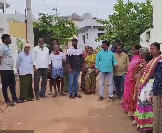నీటిని వృథా చేస్తే కనెక్షన్లు కట్ చేస్తాం: సర్పంచ్ - Udayam