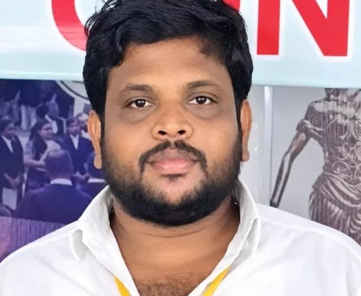 కాంట్రాక్ట్ వైద్య ఉద్యోగులను రెగ్యులరైజ్ చేయాలి - Udayam