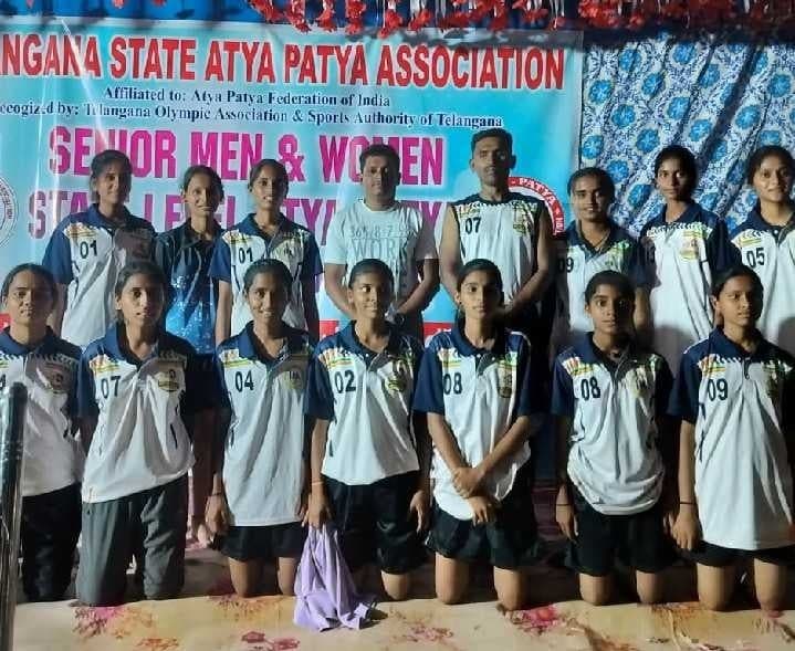 రాష్ట్రస్థాయి పోటీల్లో సంగారెడ్డి జట్లకు పతకాలు - Udayam