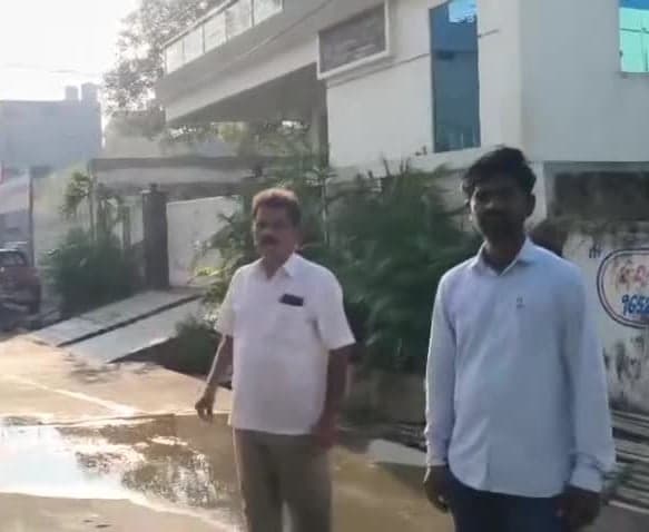పైప్లైన్ లీకేజీతో తాగునీరు వృథా - Udayam