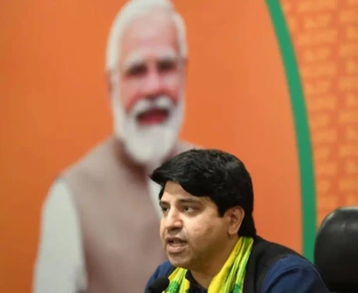 బీజేపీకి షెహజాద్ పూనావాలా రాజీనామా - Udayam