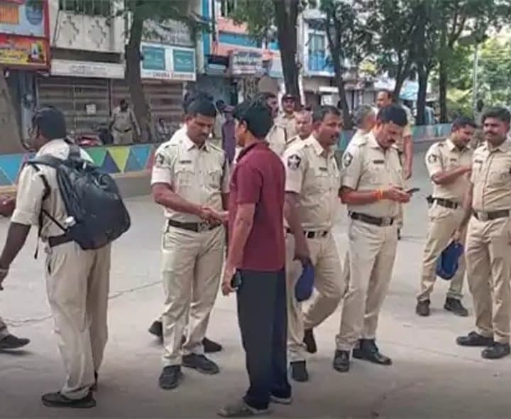 తాడిపత్రిలో పోటాపోటీ కార్యక్రమాలు.. పోలీసుల ఆంక్షలు