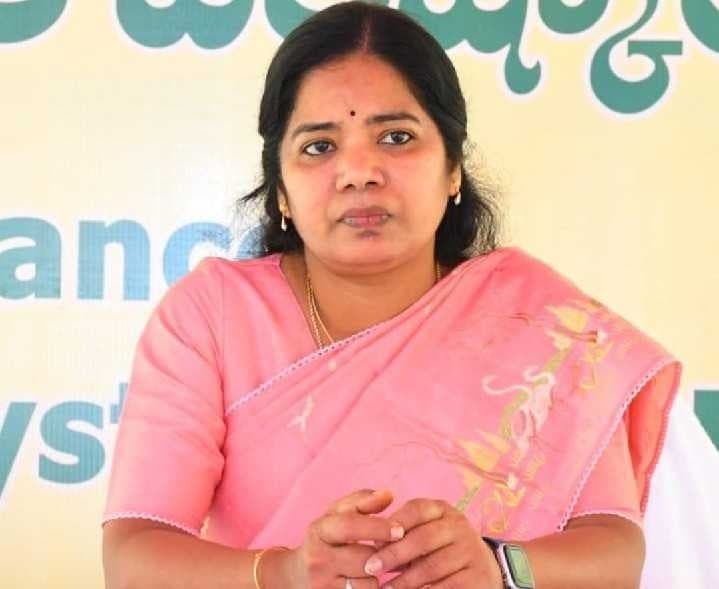 గుండంచర్ల నిర్వాసితులకు రేపు సరుకుల పంపిణీ - Udayam