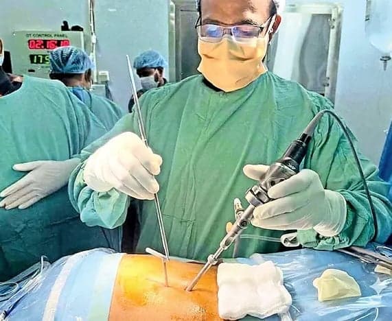 నిమ్స్లో వెన్నెముక సమస్యలకు ఆధునిక వైద్యం - Udayam
