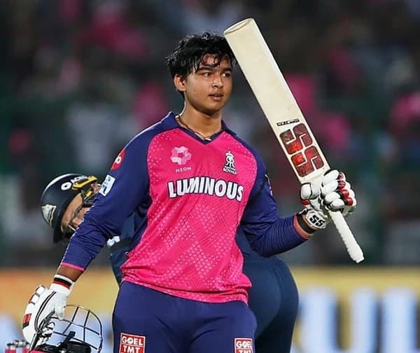 వైభవ్ సూర్యవంశీపై సచిన్ టెండూల్కర్ ప్రశంసలు - Udayam Digital