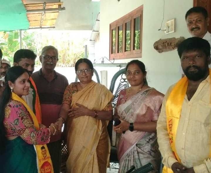 ఆకివీడులో కూటమి అభ్యర్థుల విస్తృత ప్రచారం - Udayam