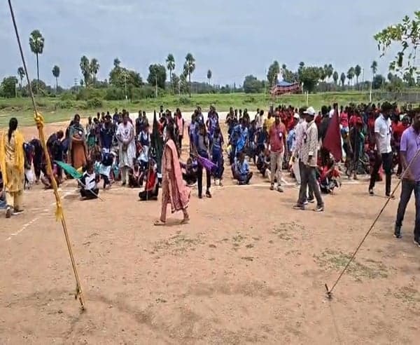 నకిరేకల్లో మండల స్థాయి క్రీడలు ప్రారంభం - Udayam