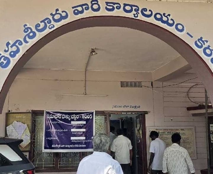 బాణసంచా తయారీదారులకు బైండోవర్ కేసులు - Udayam