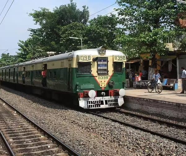బంగ్లాదేశీయుల దేశ బహిష్కరణ: సేలం క్యాంప్ ఖాళీ - Udayam Digital