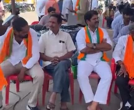 మోదీ సేవలపై బీజేపీ లైవ్ కార్యక్రమం - Udayam
