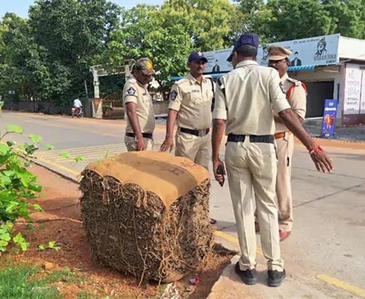 జీఎస్టీ, ఎక్సైజ్ సుంకాల పెంపుపై పొగాకు రైతుల నిరసన
