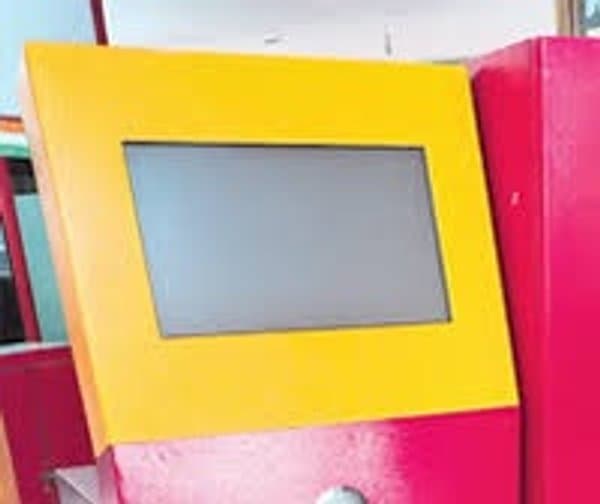 ఏటీఎం తరహా పార్సిల్ సేవలు - Udayam Digital