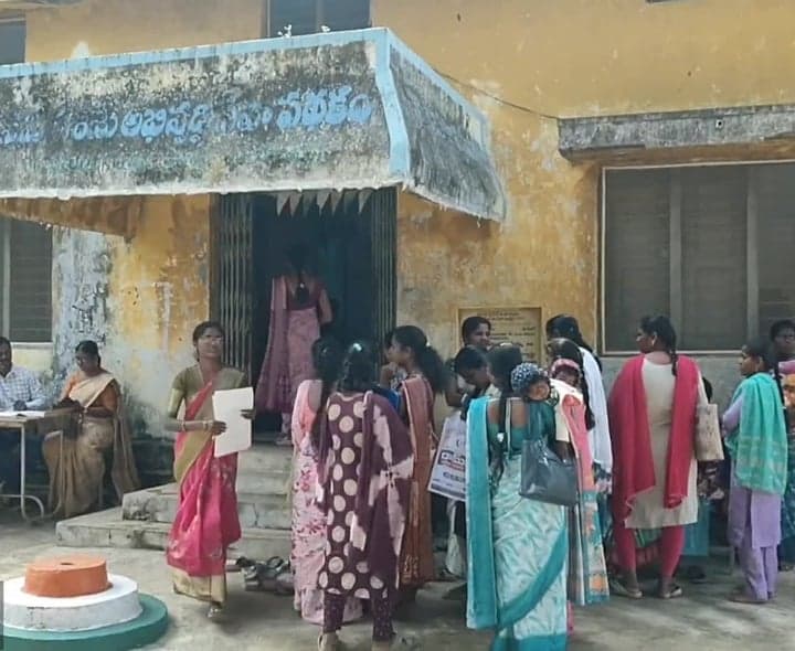 అంగన్వాడీ పోస్టులకు ఇంటర్వ్యూలు - Udayam