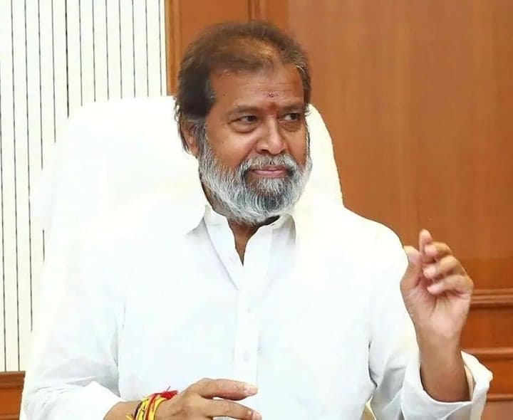 తాతా మధు, నవీన్రెడ్డిపై చర్యలకు అసెంబ్లీలో తీర్మానం - Udayam