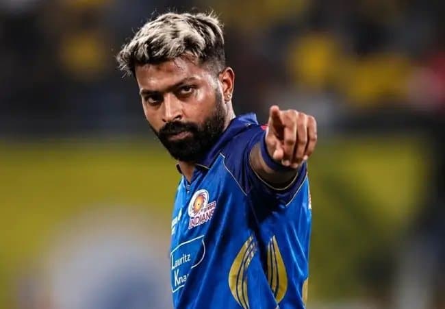 హార్దిక్ పాండ్యా గాయంతో వైదొలిగారా? లేక జట్టులో ఒంటరి అయ్యారా? - Udayam Digital