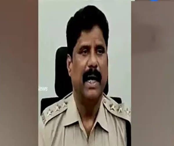 డీఎస్పీ ఇల్లే ‘కుబేర’ సామ్రాజ్యం: ఏసీబీ భారీ స్కెచ్ - Udayam Digital