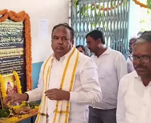 ధర్పల్లి కస్తూర్బా పాఠశాలలో అభివృద్ధి పనులకు భూమిపూజ - Udayam