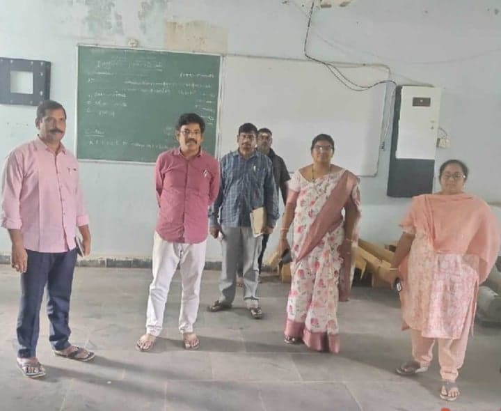 చింతపల్లిలో కౌంటింగ్ కేంద్రం ఎంపిక - Udayam