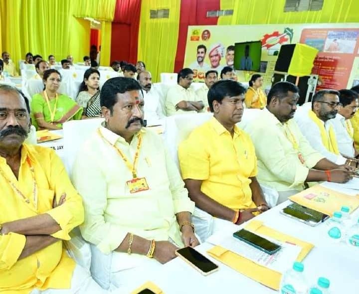 టీడీపీ లీడర్షిప్ కాంక్లేవ్లో ఎమ్మెల్యే జయనాగేశ్వరరెడ్డి - Udayam