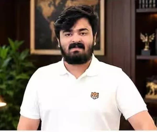 బండి భగీరథ్కు మరిన్ని చిక్కులు - Udayam Digital