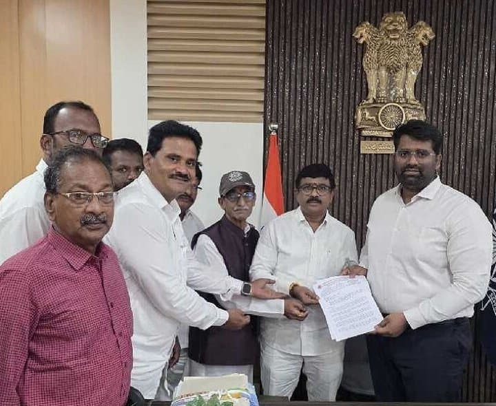 పుట్టపర్తి సదస్సుకు JC మౌర్య భరద్వాజ్కు ఆహ్వానం