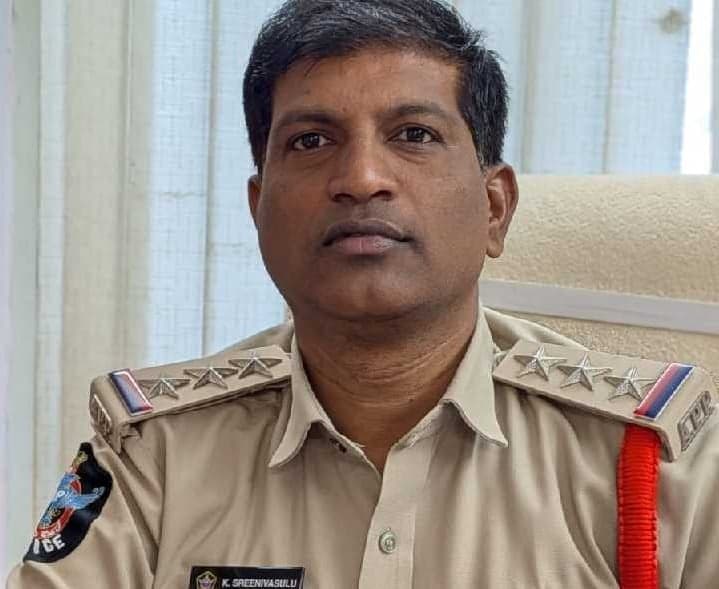 చిత్తూరులో అగ్రిగోల్డ్ బాండ్ల స్వీకరణ - Udayam