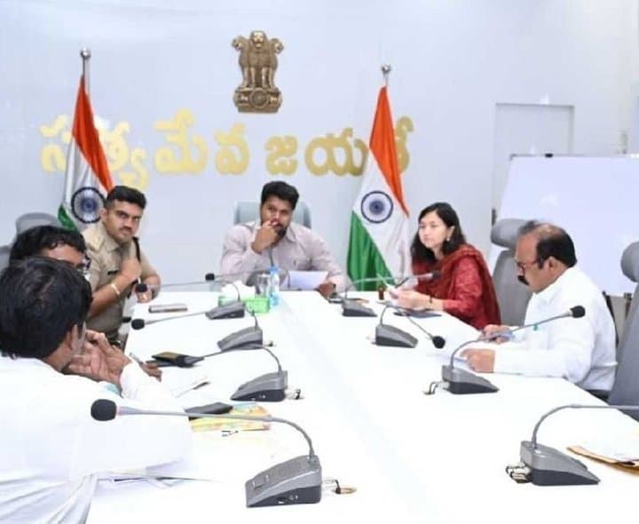 మైగ్రేషన్ సెంటర్ పేరును మార్చిన ప్రభుత్వం