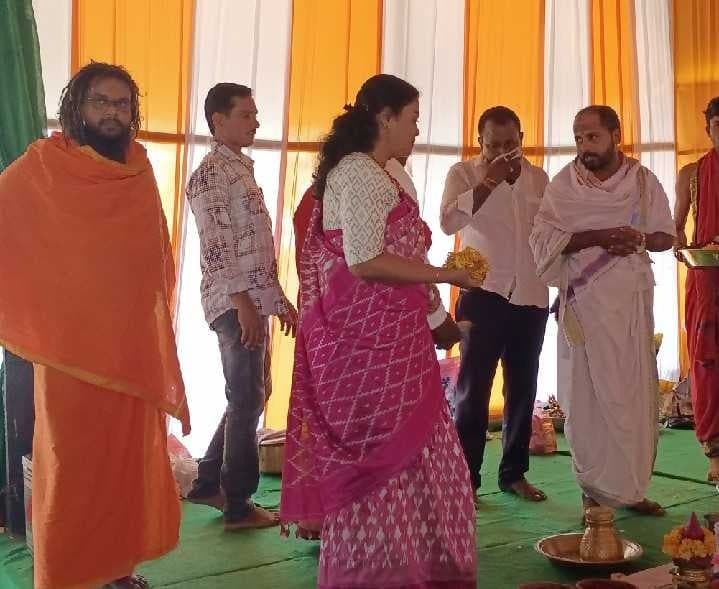 కీసరలో అభివృద్ధి పనులకు శ్రీకారం - Udayam