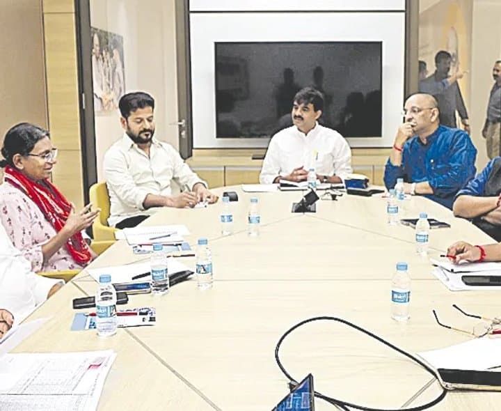 రెండు ఎమ్మెల్సీలే లక్ష్యం - Udayam Digital