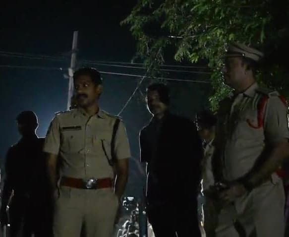 కందకుర్తిలో నిమజ్జన బందోబస్తును పరిశీలించిన సీపీ - Udayam