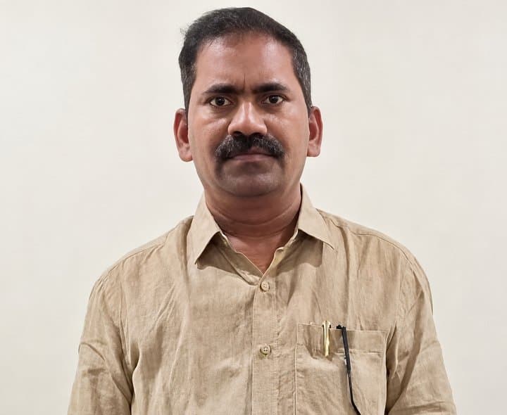 టీచర్లకు అలర్ట్.. దరఖాస్తులకు 14 వరకు గడువు