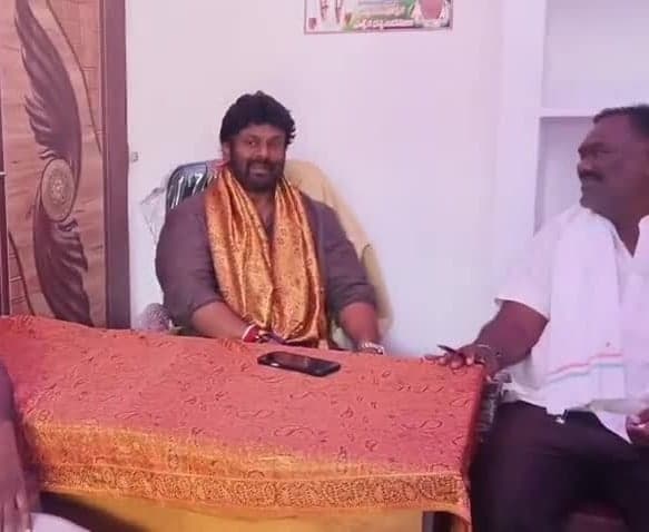 సీఎం సభకు తరలిరావాలని పిలుపు - Udayam