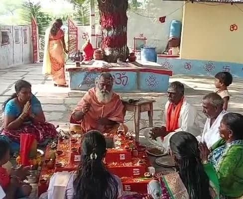 ఊట్కూర్లో కాళికామాత ఆలయంలో ప్రత్యేక హోమం - Udayam