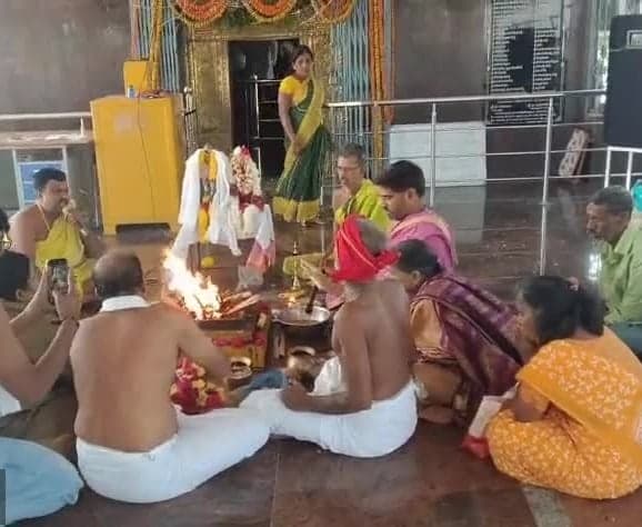 పాంబండ ఆలయంలో పౌర్ణమి ప్రత్యేక పూజలు - Udayam
