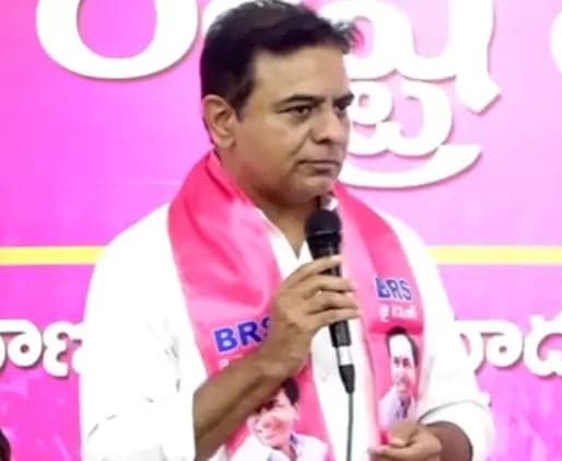 కేసీఆర్ ప్రజల గుండెల్లో భద్రంగా ఉన్నారు - Udayam