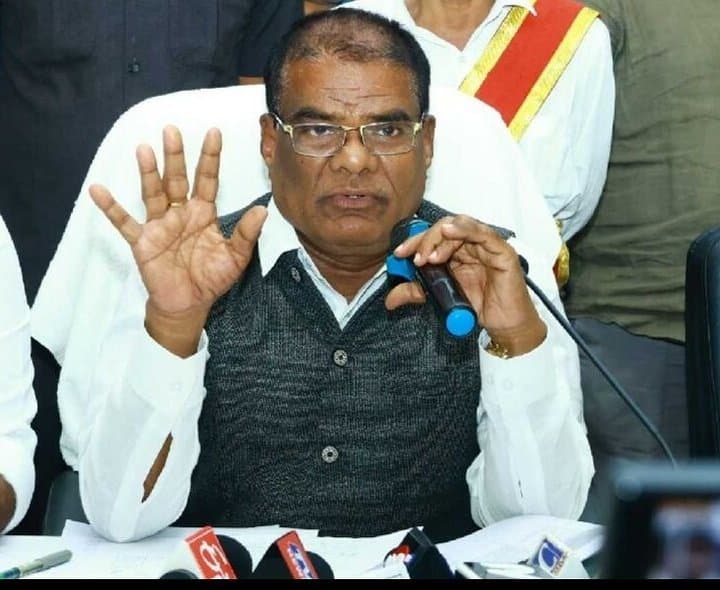 ఎస్సీ, ఎస్టీ బాధితులకు తక్షణ పరిహారం అందించాలి - Udayam