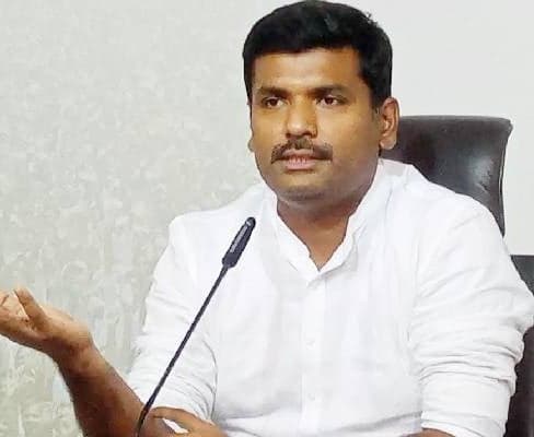భీమిలి వైసీపీ బాధ్యతలపై గుడివాడ అమర్నాథ్ కన్ను? - Udayam