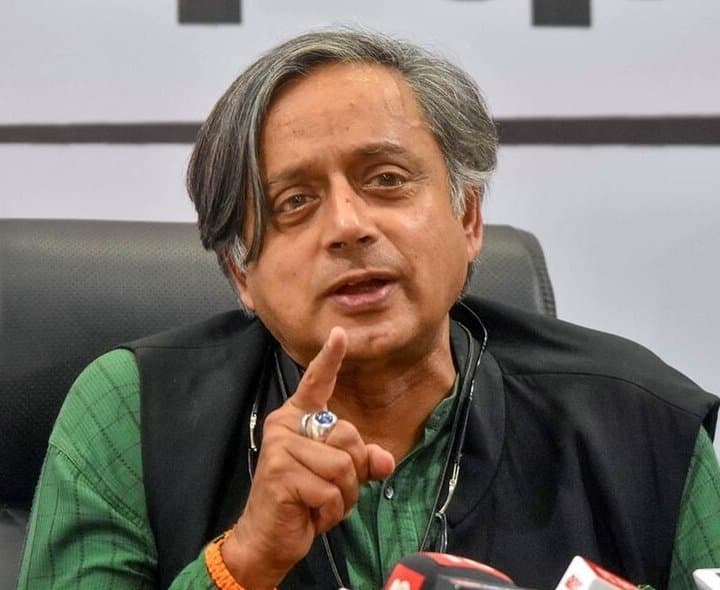 ఎఫ్సీఆర్ఏ బిల్లుపై శశి థరూర్ విమర్శలు - Udayam Digital