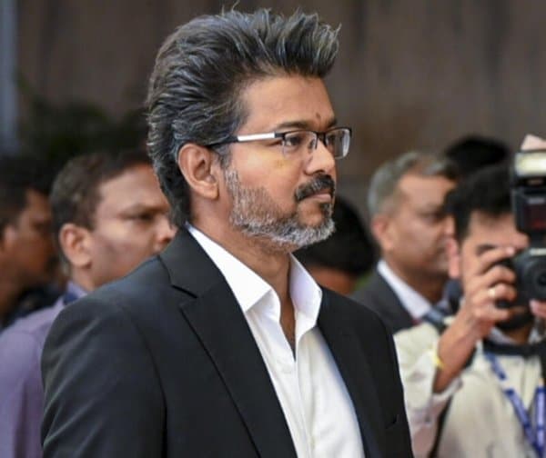 సీఎం విజయ్ బర్త్డే గిఫ్ట్: అర్హులకు కొత్త రేషన్ కార్డుల పంపిణీ