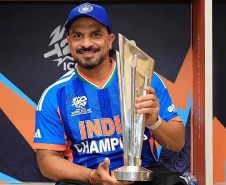 టీమిండియాకు భావోద్వేగ వీడ్కోలు పలికిన టీ దిలీప్ - Udayam Digital
